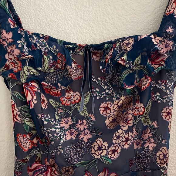 For love and lemons mini dress - Picture 4 of 8